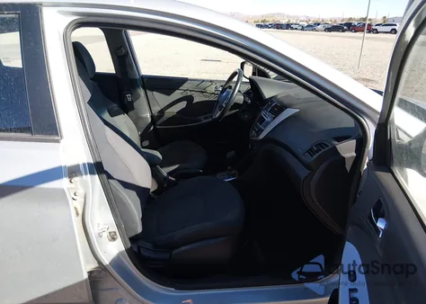 2014 Hyundai Accent Se z USA, uszkodzony, nr VIN KMHCU5AE1EU167861